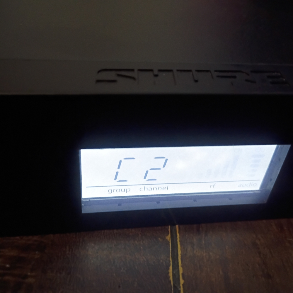 Shure Black Digital Audio Receiver